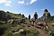 38 Dal Passo Laghi Gemelli via per Passo di Valsanguigno e Pizzo Farno